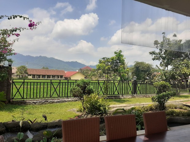 Tempat makan view menawan di Jawa Barat