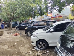 Warga Keluhkan Parkir di Bahu Jalan Sunan Kalijaga Lebak, Ini Kata Dishub