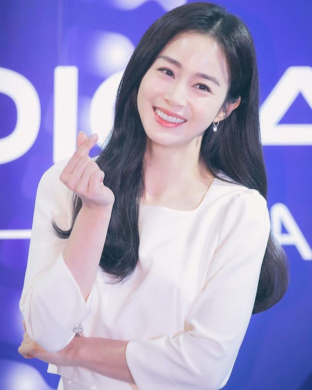 Potret terbaru Kim Tae Hee