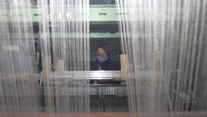 Mengintip Pembuatan Kain Ihram yang Meningkat Jelang Musim Haji