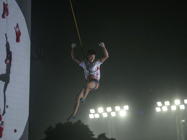 Kalahkan Atlet China, Raharjati Nursamsa Juara Dunia Panjat Tebing 2023