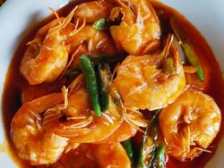 Resep Udang Saus Padang ala Warung Seafood Kaki Lima, Bikin Nambah Nasi!
