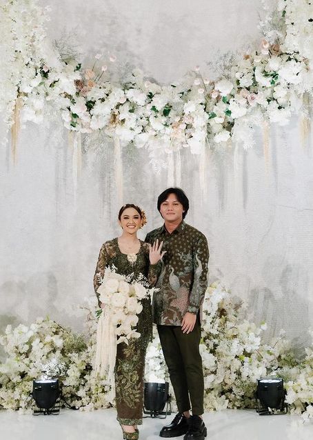 Rizky Febia melamar Mahalini