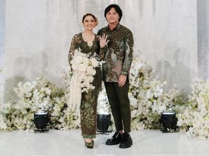 Momen Bahagia Rizky Febian dan Mahalini di Acara Lamaran