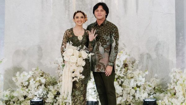 6 Foto Mahalini Dilamar Rizky Febian, Isu Pindah Agama Dipertanyakan