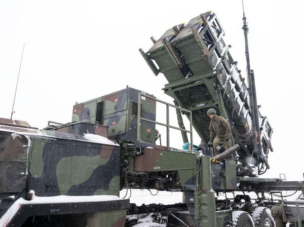Penampakan Rudal Patriot yang Rontokkan Rudal Canggih Rusia