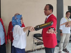 UTBK 2023 di Unhas, Peserta Dicek Metal Detector Sebelum Masuk Ruangan