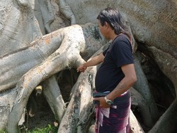 Ada Mangkok Kuno di Kayu Putih, Objek Cagar Budaya Nih?