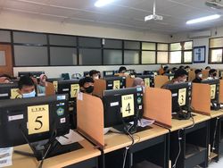 UTBK Hari Pertama di UNY, Ada Peserta yang Tidak Hadir