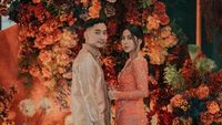 8 Foto Lamaran Adinda Thomas & Raka Akmal, Kehadiran Vidi Aldiano Curi Atensi