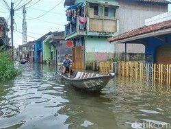 Banjir Masih Merendam Dayeuhkolot Bandung, 10 Ribu Warga Terdampak