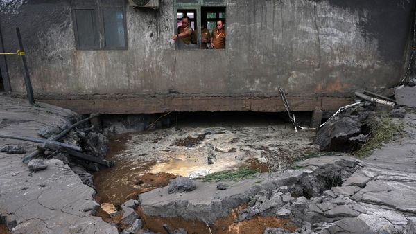 Begini Dampak Semburan Lumpur Panas di Wajok Hilir Kalbar