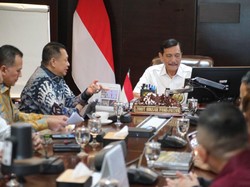 Bertemu Luhut, Bamsoet Ungkap Dampak Ekonomi Formula E Jakarta 2023