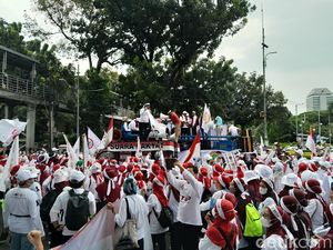 Nakes Demo-Ancam Mogok Nasional Tolak RUU Kesehatan, Langgar Sumpah Dokter? Nakes Demo-Ancam Mogok Nasional Tolak RUU Kesehatan, Langgar Sumpah Dokter?