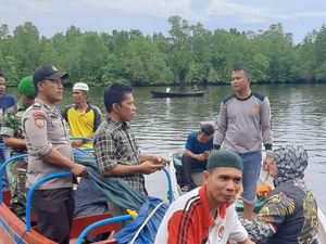 3 Nelayan di Inhil Disambar Petir, 1 Tewas! 3 Nelayan di Inhil Disambar Petir, 1 Tewas!