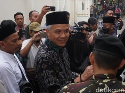 Sambangi Kediaman Habib Luthfi di Pekalongan, Ganjar: Sowan Kasepuhan