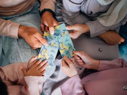 Duit Raya, Tradisi Angpau Amplop Hijau di Malaysia