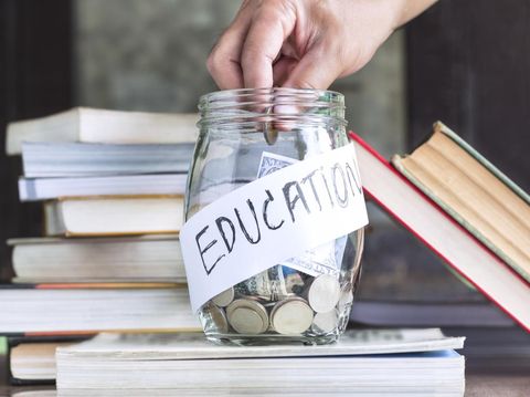 Ilustrasi Tabungan Pendidikan Anak