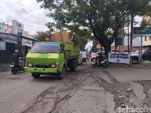 Janji Pemprov Sulsel Perbaiki Jalan Antang Raya Makassar 1 Km Dalam 3 Bulan Janji Pemprov Sulsel Perbaiki Jalan Antang Raya Makassar 1 Km Dalam 3 Bulan