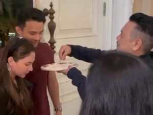 Sambutan Hangat Mertua saat Jessica Mila Datang ke Rumah Sambutan Hangat Mertua saat Jessica Mila Datang ke Rumah