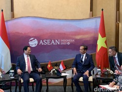 Jokowi Bertemu PM Vietnam di Sela-sela KTT ASEAN, Ini yang Dibahas