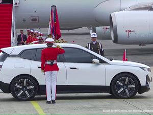 BMW eks KTT Turun Rp 300 Juta, Bekas Presiden Jokowi Dijual Lebih Mahal? BMW eks KTT Turun Rp 300 Juta, Bekas Presiden Jokowi Dijual Lebih Mahal?