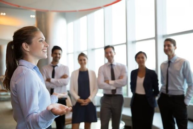 Leo si Pemimpin. Foto freepik.com: katemangostar Leo si Pemimpin. Foto freepik.com: katemangostar