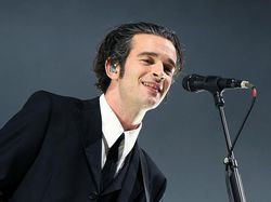 Matty Healy Tanggapi Isu Album TTPD Taylor Swift Disebut Sindiran Buatnya