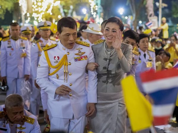 Adu Gaya Istri Sah dan Selir Raja Thailand, Siapa Paling Elegan?