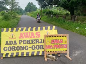 Jalan Arah Eks Kompleks Pabrik Gula Delanggu Klaten Ditutup