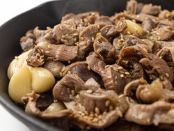 Resep Ampela Ayam Ungkep Bawang Putih yang Harum Aromanya