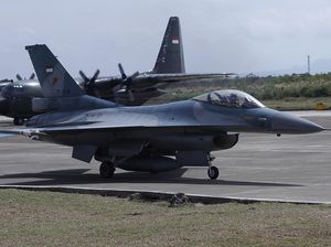 Pesawat Tempur F-16 Wira-Wiri di Langit Aceh, Ada Apa? Pesawat Tempur F-16 Wira-Wiri di Langit Aceh, Ada Apa?