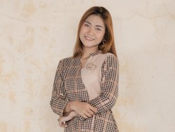 Dari Sinden Jadi Pedangdut, Dike Sabrina Ingin Sukses Seperti Soimah Dari Sinden Jadi Pedangdut, Dike Sabrina Ingin Sukses Seperti Soimah