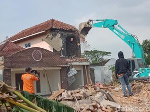 Warga Jateng Terbanyak Terima Ganti Rugi Proyek Tol, Total Rp 2,9 Triliun! Warga Jateng Terbanyak Terima Ganti Rugi Proyek Tol, Total Rp 2,9 Triliun!
