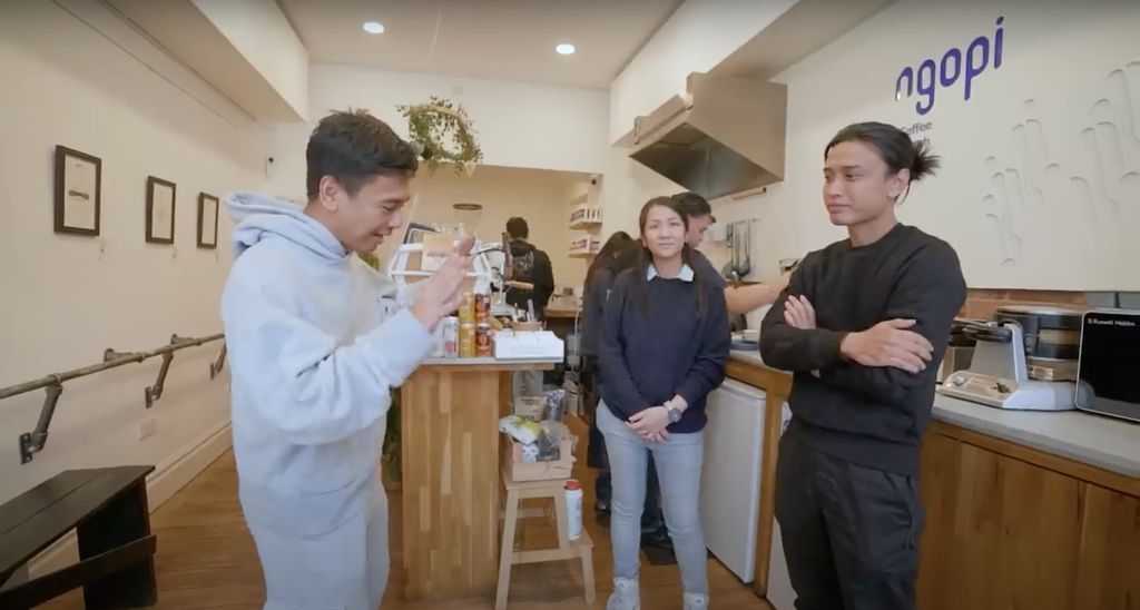 Hebat! Pasangan Asal Indonesia Ini Sukses Buka Kedai Kopi di Inggris