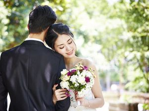 Dear Pengantin Baru, Simak Kiat Kelola Keuangan Setelah Menikah Dear Pengantin Baru, Simak Kiat Kelola Keuangan Setelah Menikah