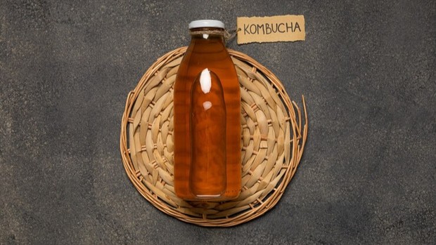 Kombucha/Foto: Freepik.com/nastyamr Makanan fermentasi paling sehat menurut ahli