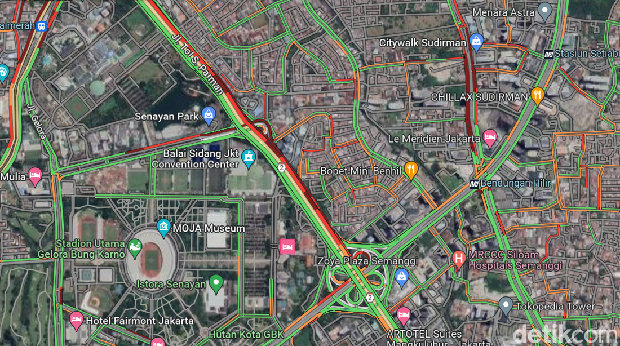 Lalin kawasan Semanggi arah Kuningan macet