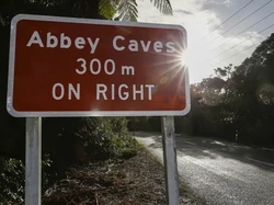 Selandia Baru Geger, Mayat Anak Sekolah Ditemukan di Gua