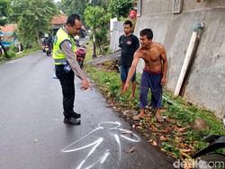 Dua Pelajar di Probolinggo Tewas Usai Tabrak Motor Roda 3