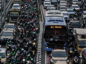 Jangan Heran Sering Macet, BPS Catat Jumlah Kendaraan Tembus 141 Juta Unit Jangan Heran Sering Macet, BPS Catat Jumlah Kendaraan Tembus 141 Juta Unit