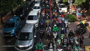 Potret Kemacetan di Palmerah, Setiap Pagi Selalu Begini