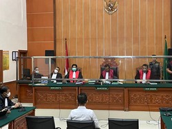 Eks Kapolres Bukittinggi AKBP Dody Divonis 17 Tahun Penjara di Kasus Narkoba