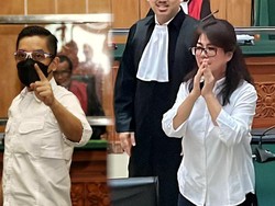 Kompak 2 Pembantu Teddy Minahasa Dihukum 17 Tahun Bui dan Denda Rp 2 M