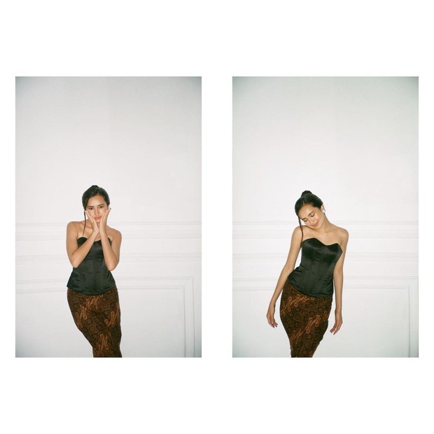 Beby Tsabina dengan kemben hitam yang menawan/Sumber: IG @bebytsabina Beby Tsabina dengan kemben hitam yang menawan/Sumber: IG @bebytsabina