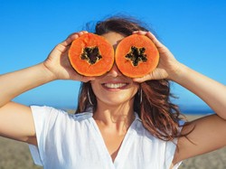 Pepaya Disebut Ampuh Obati Kanker, Benarkah?