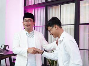 Husein ASN Pangandaran yang Mundur gegara Pungli Ketemu Ridwan Kamil Husein ASN Pangandaran yang Mundur gegara Pungli Ketemu Ridwan Kamil