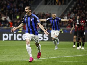 AC Milan Vs Inter: Duo Veteran Menangkan Si Ular AC Milan Vs Inter: Duo Veteran Menangkan Si Ular