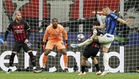 Inter berhasil memimpin 1-0 lebih dulu saat laga baru berjalan delapan menit lewat gol Edin Dzeko. AP/Spada  