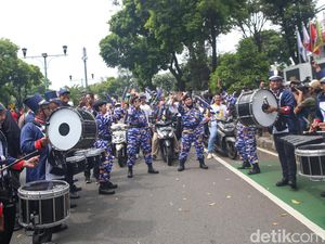 Petinggi NasDem Tiba di KPU, Serahkan Nama Bacaleg 2024